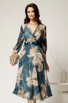 Rochie midi albastra din voal in clos cu imprimeu bej si curea in talie imagine