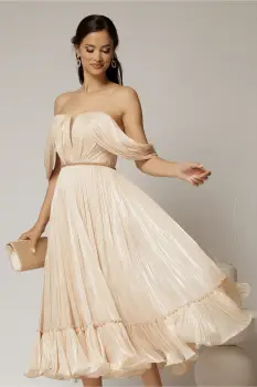 Rochie midi bej in clos din voal satinat cu aplicatii cazute pe umeri imagine