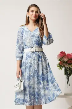 Rochie midi bleu din voal in clos cu imprimeuri si curea in talie imagine