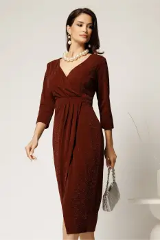 Rochie midi bordo din lurex cu croi conic si fusta petrecuta imagine