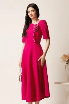 Rochie midi fucsia din stofa in clos cu floare si margelute- LaDonna imagine