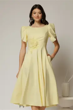 Rochie midi galbena de ocazie cu aplicatie in talie cu margele si maneci decupate imagine