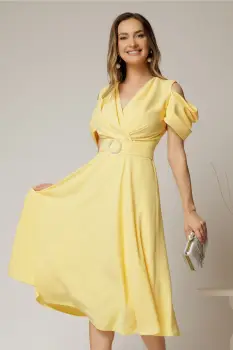 Rochie midi galbena din voal in clos cu decupaje la umeri si cordon in talie imagine