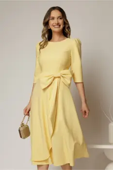 Rochie midi galbena funda ampla pe talie decolteu rotund maneci trei sferturi imagine