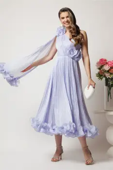 Rochie midi lila din voal satinat cu volanase la baza si flori in talie si pe umar imagine