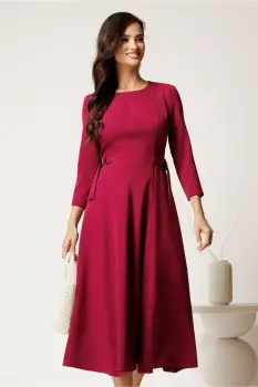 Rochie midi magenta din stofa in clos cu catarame in talie imagine