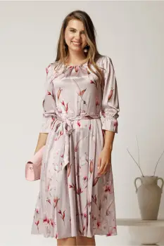 Rochie midi roz in clos din triplu voal cu imprimeuri florale si cordon in talie imagine