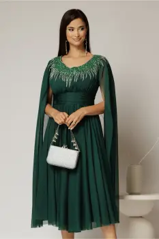 Rochie midi verde de ocazie din tul cu aplicatii la decolteu si maneci lungi imagine