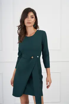 Rochie Oana verde cu brosa in talie si fusta petrecuta imagine