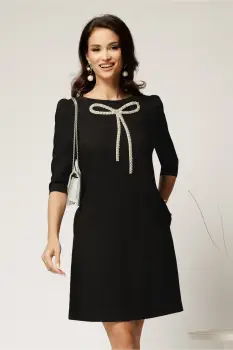 Rochie scurta neagra din stofa cu croi cambrat si funda din strasuri imagine