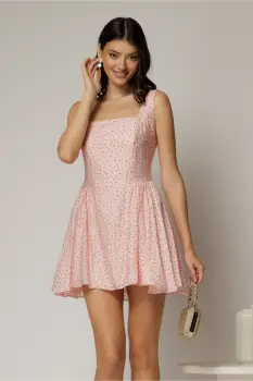 Rochie scurta roz cu buline din tencel cu snur la spate si decolteu patrat imagine