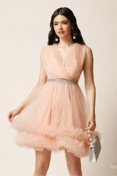 Rochie scurta roz din tulle in clos cu volanase la baza- Ella Collection Kelly imagine