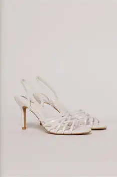 Sandale albe cu barete impletite imagine