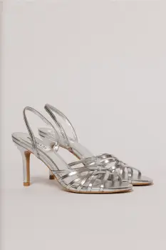 Sandale argintii cu barete impletite imagine