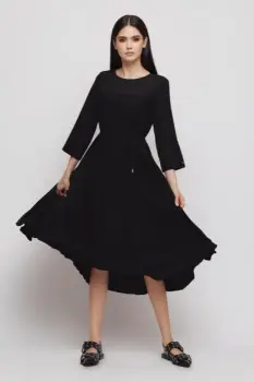 Rochie 4313 neagra plisata Mizar imagine