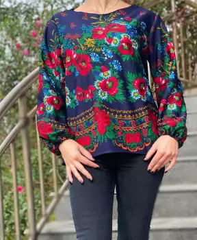 Bluza stilizata cu motive florale Sanziana 12 imagine