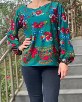 Bluza stilizata cu motive florale Sanziana 14 imagine