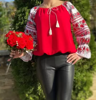 Bluza stilizata cu motive traditionale Margareta 3 imagine