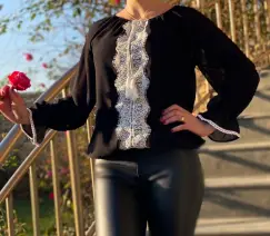 Bluza stilizata cu motive traditionale Stefania imagine