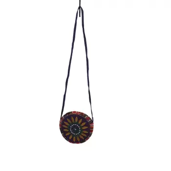 Geanta stilizata cu motive traditionale cu floare 4 imagine