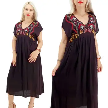 Rochie brodata Antoaneta 3 imagine