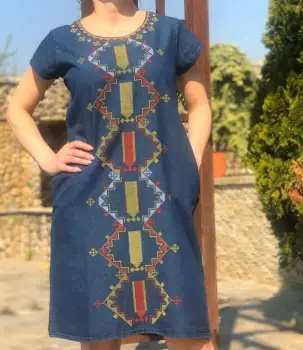 Rochie din denim cu broderie  Sanda 5 imagine