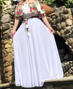 Rochie stilizata cu motive florale Natasha imagine