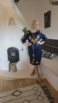 Rochie Traditionala Anne 9 imagine