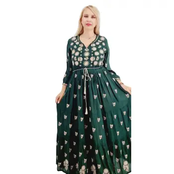 Rochie Traditionala cu broderie Sara 10 imagine