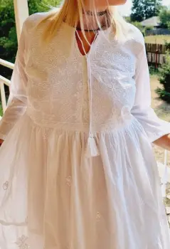 Rochie Traditionala cu broderie Sara 8 imagine