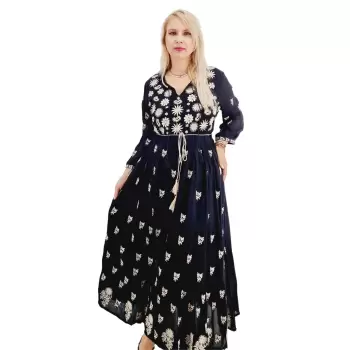 Rochie Traditionala cu broderie Sara 9 imagine