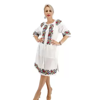 Rochie traditionala Magdalena 7 imagine