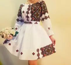 Rochie Traditionala stilizata cu Laura 10 imagine