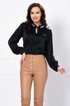 Bluza neagra eleganta cu guler decorat cu perle imagine