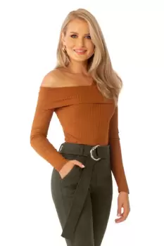 Bluza Pretty Girl maro cu un umar gol cambrata din lycra imagine