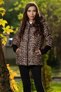 Geaca dama matlasata Anca cu imprimeu leopard si mansete din tricot imagine