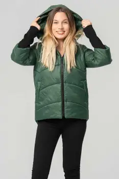 Geaca verde matlasata Denisa cu mansete din tricot si gluga imagine