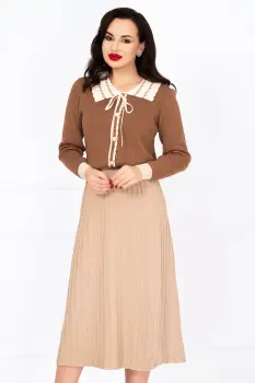 Pulover dama maro din tricot Talia cu guler ondulat si nasturi decorativi imagine