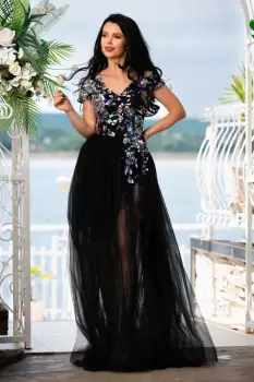 Rochie de seara neagra cu prindere tip corset si model din paiete imagine