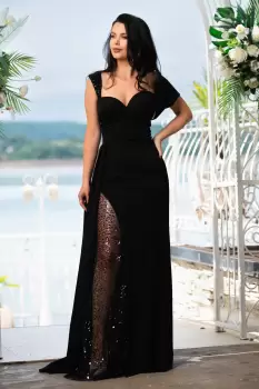 Rochie lunga de seara Fatima neagra cu trena pe o parte imagine