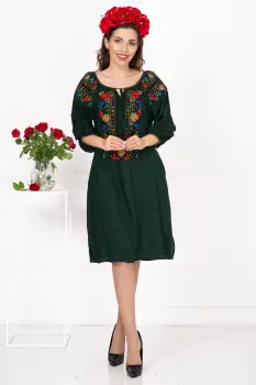Rochie traditionala verde Aura cu flori brodate si maneci perforate imagine