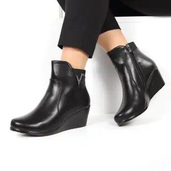 Botine imblanite Elyra imagine