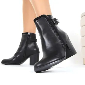 Botine negre cu toc Farania imagine