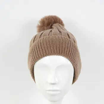 Caciula maro Evelia imagine