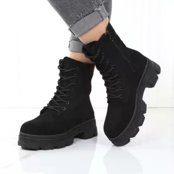 Ghete imblanite Lucy imagine