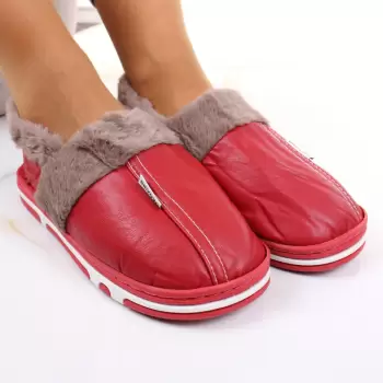 Mocasini de casa cu blanita rosii Casi imagine