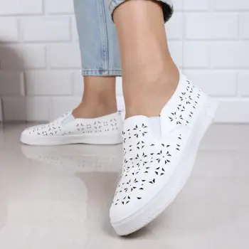 Pantofi albi perforati Guzel imagine