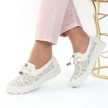 Pantofi bej perforati Talisa imagine