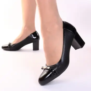 Pantofi negri cu toc Lulu imagine