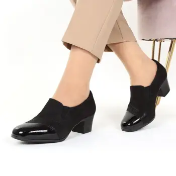 Pantofi negri cu toc Sofy imagine